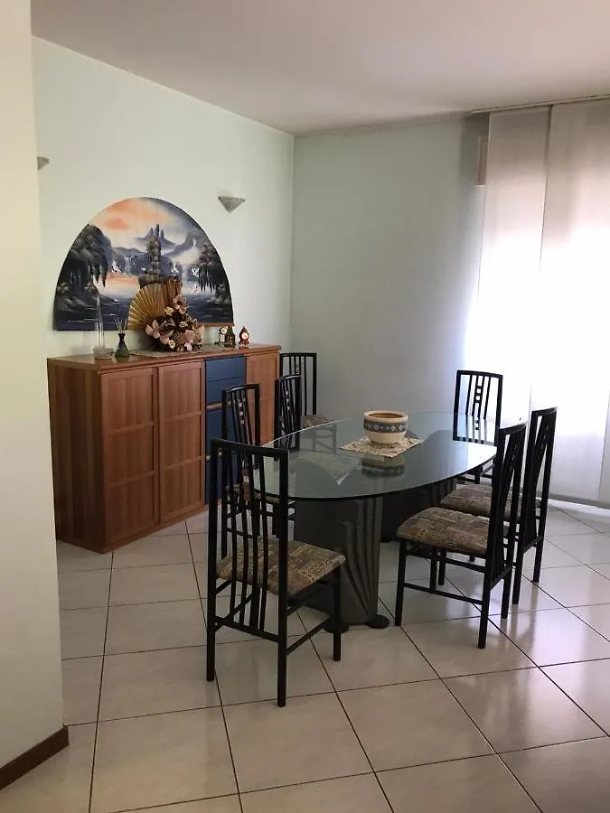 Wonderful Como Apartment Canzo İtalya