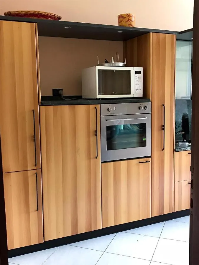Wonderful Como Apartment Canzo