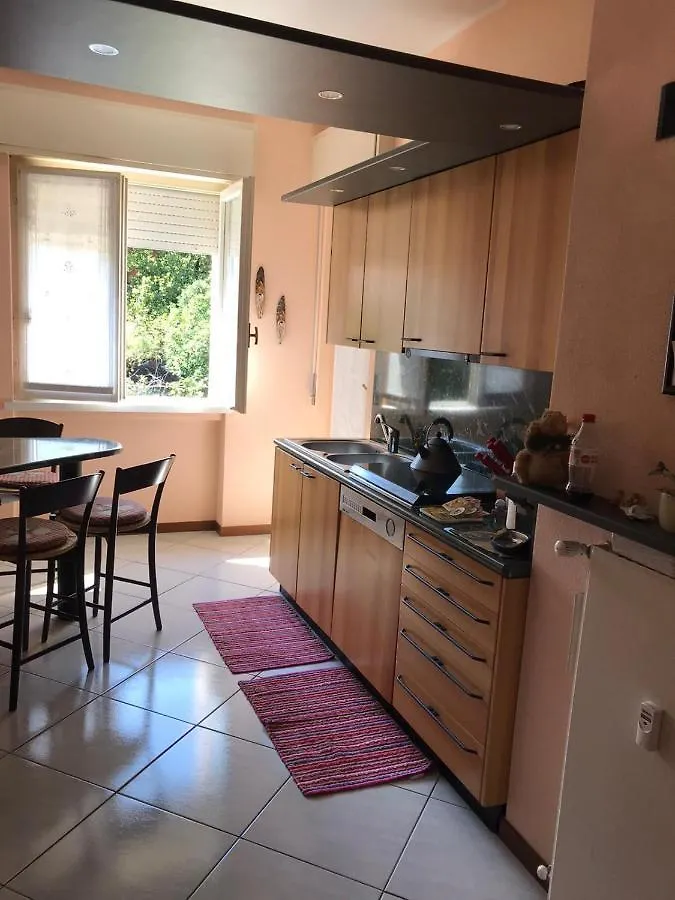 Wonderful Como Apartment Canzo İtalya