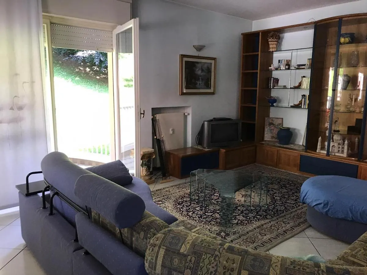 Wonderful Como Apartment Canzo